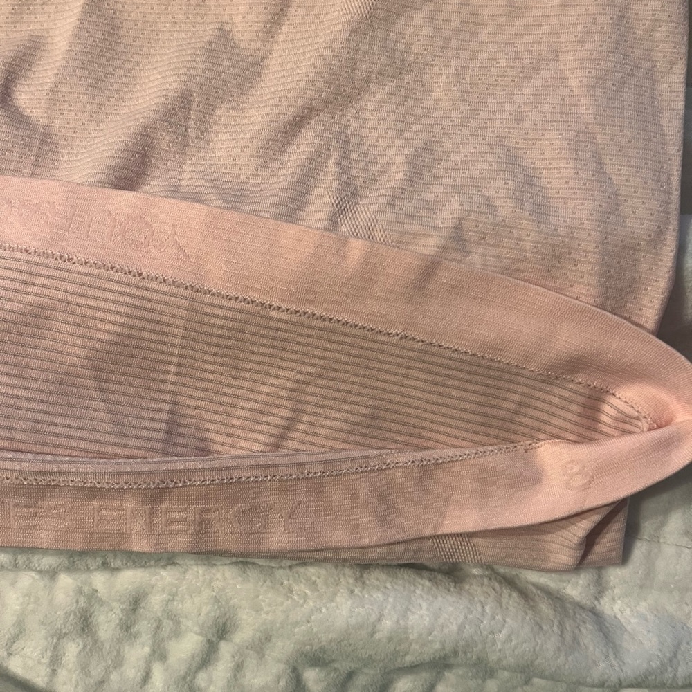 Lululemon Swiftly short sleeve size 8